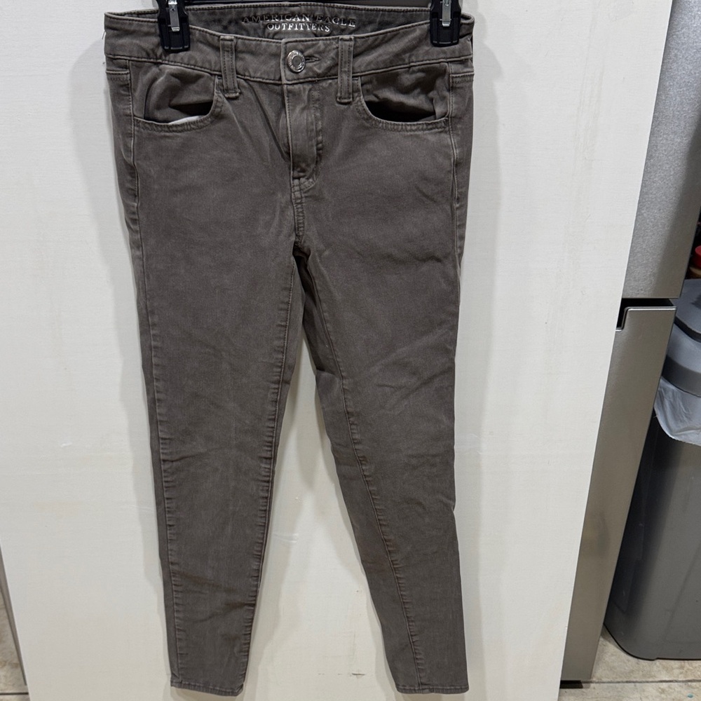 American Eagle Outfitters Women's Tan Skinny Jeans